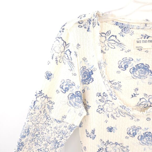 Free People NWOT We the Free Clover Printed Thermal Tee Size M blue floral - Picture 4 of 10